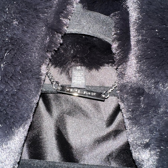 White House Black Market Women’s Black Faux Fur Vest - Picture 2 of 3